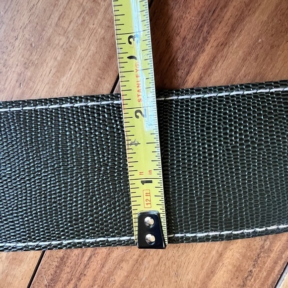 Wide Gray Belt White Stitching Classic Large Buckle - Picture 6 of 8